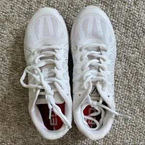 Varsity Edge Cheer Shoes in womens size US 6